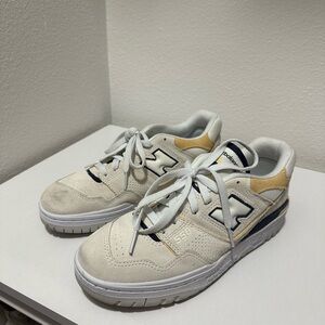 New Balance 550 Sneakers - Cream and Tan